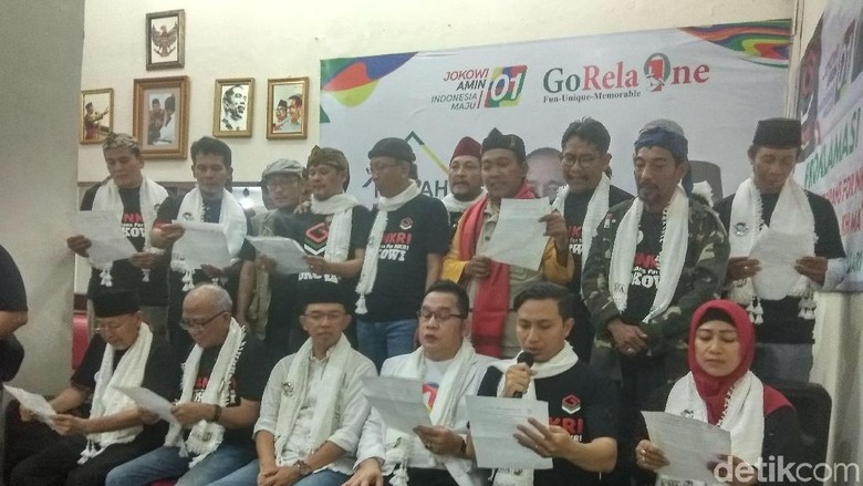 Komunitas Gontorians for NKRI Deklarasi Dukung Jokowi-Maruf Amin Komunitas Gontorians for NKRI Deklarasi Dukung Jokowi-Maruf Amin