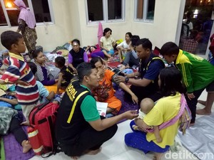1.343 Korban Banjir Pekalongan Masih Ngungsi, Beberapa Mulai Sakit
