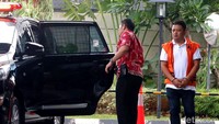 Eko diperiksa sebagai tersangka terkait penyaluran bantuan dari pemerintah melalui Kemenpora kepada KONI tahun anggaran 2018.