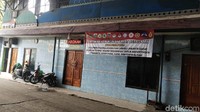 Salah satu masjid yang dikirimi Indonesia Barokah adalah Masjid Al-Barokah di Jl Mangga Ubi, Kelurahan Kapuk, Cengkareng, Jakbar. Ketua Dewan Kemakmuran Masjid (DKM) Al-Barokah, Mahfud Yaini menyatakan, tabloid tersebut dikirimkan pada Minggu (27/1). Foto: Guruh Nuary/detikcom 