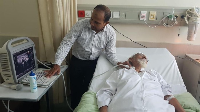 Abu Bakar Baasyir di RSCM Kencana Abu Bakar Baasyir di RSCM Kencana
