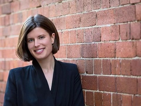 Wanita Ini Dibayar Rp 21 Juta Untuk Rayu dan Dapat Pasangan di Tinder