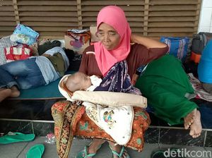 Sudah Sepekan Ratusan Penumpang Terlantar di Pelabuhan Tanjung Wangi