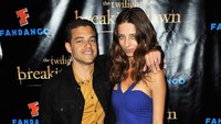 Rami pun turut bermain dalam film Twilight meski tak se-ngetop Robert Pattinson dan Taylor Lautner. Jerod Harris/Getty Images for Summit Entertainment