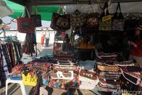 Kedai oleh-oleh di Wat Arun (Shinta/detikTravel)