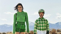 Ia pun selalu hadir dalam pemotretan Kendall Jenner. Dok. Instagram/kirbyjenner