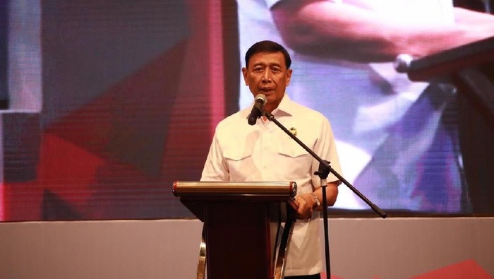 Wiranto ke Kepala Desa: Ada yang Bilang People Power, Percaya Tidak?