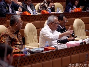 DPR Rapat Bareng Budi Karya dan Basuki Bahas Kesiapan Mudik