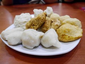 Rahasia Pempek Ikan Gabus Kenyal dan Gurih, Resep Anti Gagal!