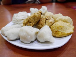 7 Fakta Sejarah Pempek yang Tak Banyak Orang Tahu!
