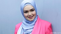 Siti Nurhaliza saat ditemui di studio Trans TV, Kapten Tendean, Jakarta Selatan pada Selasa (29/1). Pool/Palevi S/detikFoto.
