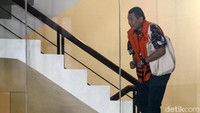 Saat ini, Dudy Jocom tengah menjalani hukumannya karena terbukti terlibat korupsi kasus serupa yaitu korupsi pembangunan gedung IPDN di Sumatera Utara.