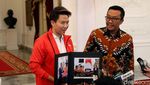 Senyum Semringah Liliyana Natsir Saat Berjumpa Jokowi