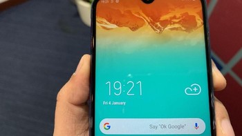 Otak Galaxy M10 punya otak Exynos 7870 octa-core yang disandingkan dengan GPU ARM Mali T830, dan didukung RAM 2GB/3GB serta opsi storage 16GB/32GB. Foto: Timesnownews.com