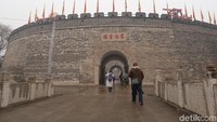 Temple of Confucius adalah tempat filsuf agung Konfusius mengajarkan Konghucu. Kelenteng ini berada di Kota Qufu, Provinsi Shandong, China (Bonauli/detikTravel) 