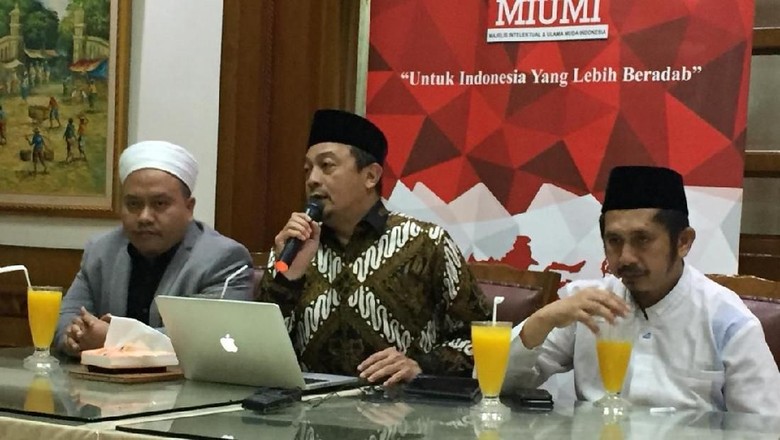 Bachtiar Nasir Tak Ingin Umat Islam Hanya Jadi Pemanis di Pemilu Bachtiar Nasir Tak Ingin Umat Islam Hanya Jadi Pemanis di Pemilu