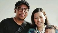 Sammy ditemani keluarganya saat ditemui di kawasan Kuningan, Jakarta Selatan pada Selasa (29/1). Pool/Ismail/detikFoto.