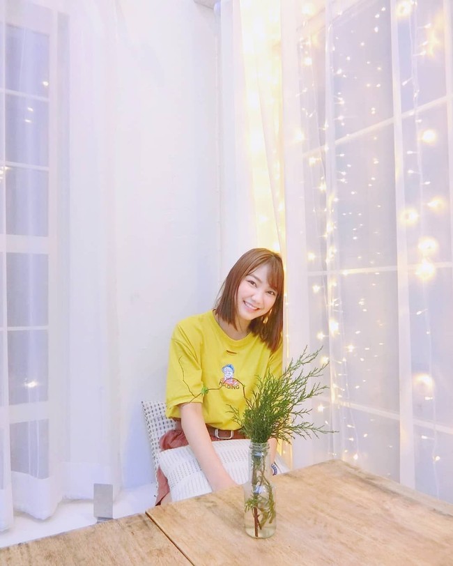 Sejumlah netizen dan penggemar BNK48 pun menulis bahwa mereka tidak menyangka kaus tersebut akan jadi masalah. Sebagian dari mereka mengakui kurangnya pendidikan mengenai Nazi dan simbol-simbolnya di Thailand. Foto: Instagram @namsai.bnk48official