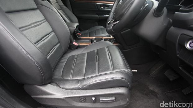 Jok CR-V sudah elektrik