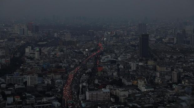 Situasi kota Bangkok yang sedang dilanca polusi udara parah