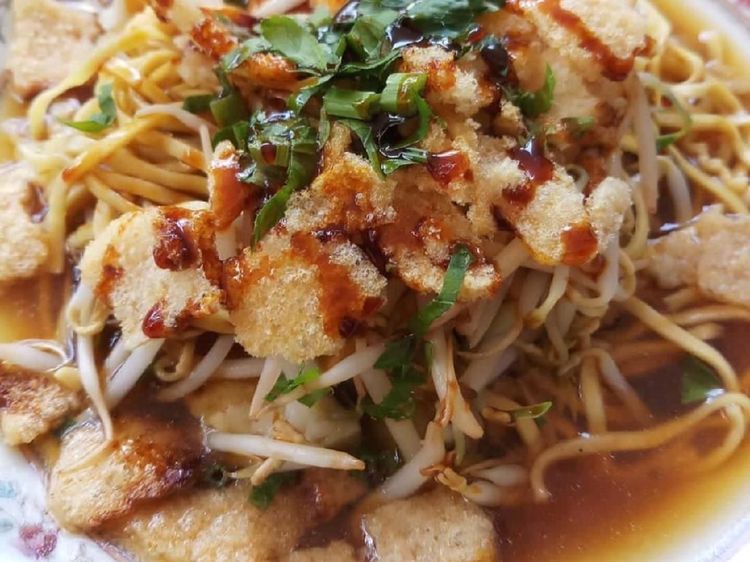 Biar Tak Kedinginan Enaknya Sarapan Mie Kopyok yang Hangat Sedap