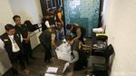 Cari Barang Bukti, Satgas Geledah Kantor PSSI
