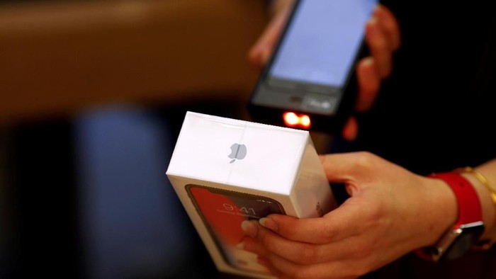 Penjualan iPhone. Foto: Reuters Penjualan iPhone. Foto: Reuters