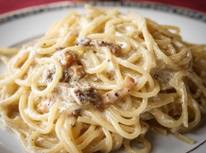 Resep Membuat Spaghetti Carbonara yang Gurih, Creamy dan Anti Gagal