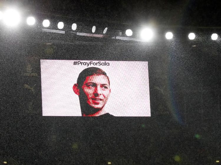Tribut untuk Emiliano Sala di Emirates Stadium