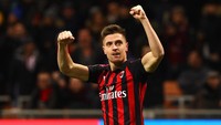 Krzysztof Piatek jadi bintang kemenangan AC Milan atas Napoli di Coppa Italia baru-baru ini. Memborong dua gol, Rossonerri melangkah ke babak semifinal  (Marco Luzzani/Getty Images)