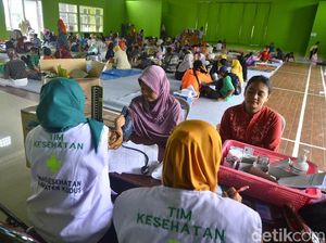 Pengungsi Banjir Kudus Mulai Terserang Penyakit