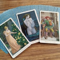 Scorpio, baik sudah memiliki pasangan ataupun belum, jangan sedih walaupun kenyataannya mungkin tidak sesuai harapan. Kamu memiliki kecenderungan khawatir keuangan. Tapi mau tidak mau kamu harus menjalaninya. Begitu mood sedih kamu datang, semua menjadi tidak bisa bergerak. Cobalah untuk mensyukurinya agar bisa berjalan terus, karena tanpa kamu sadari, masih ada harapan di depan sana. Foto: Mukhlis Dinillah/Wolipop