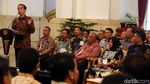 Jokowi Bagi-bagi Izin Tangkap Ikan di Istana