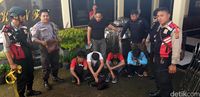Usung Celurit dan Golok, Pelajar Sukabumi Ditangkap Polisi