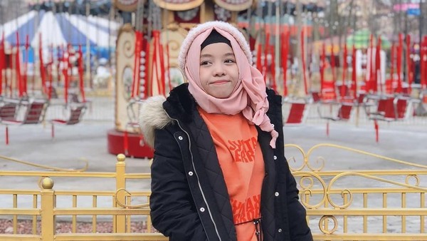 Berhijab dari Kecil, Ini Gaya Fatimah Halilintar yang Punya 1 Juta Followers