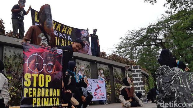 Gelar Aksi, ProFauna Jabar Serukan Setop Perburuan Primata
