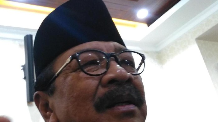 Gubernur Soekarwo