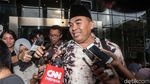 Usai Diperiksa KPK, Bupati Jepara Buru-buru Naik Taksi