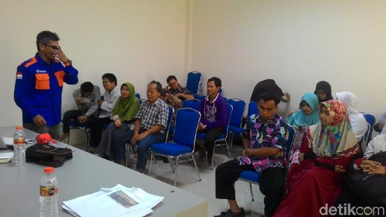 Penyandang Disabilitas di Lamongan Dilatih Evakuasi Saat Bencana Penyandang Disabilitas di Lamongan Dilatih Evakuasi Saat Bencana