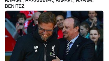Kalah dari Newcastle, Manchester City gagal memperkecil selisih angka dengan Liverpool. Bahkan jika menang di laga selanjutnya, Liverpool bisa unggul 7 angka atas City. Tak heran jika fans Liverpool mengelu-elukan Rafael Benitez, pelatih Newcastle yang dulu pernah menukangi Liverpool. Foto: istimewa