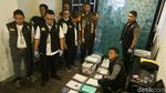 Cari Barang Bukti, Satgas Geledah Kantor PSSI