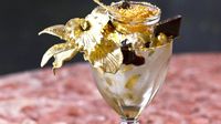 Mewah! Es Krim dari India Ini Berlapis Emas 24 Karat dengan 17 Bahan