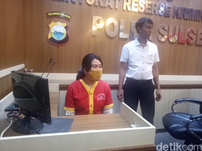 Tampang Rika Teller Bri Penilap Uang Nasabah Rp 2 3 Miliar