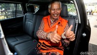 Direktur PT Mawatindo Road Construction (MRC) menjalani pemeriksaan di gedung KPK, Jakarta, Rabu (30/1/2019).