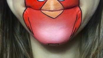Dia adalah Laura Jenkinson yang dikenal sebagai pelukis bibir. (Foto: Instagram/Laura Jenkinson)