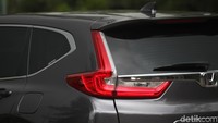Sama dengan Wuling Almaz, Honda CR-V juga memiliki mesin 1.500 cc turbo. Honda CR-V turbo diprediksi bakal menjadi pesaing utama Wuling Almaz. Foto: Lamhot Aritonang