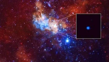 J0100+2802 merupakan lubang hitam yang memiliki massa setara 12 miliar Bintang ketika alam semesta baru berumur 875 juta tahun. Foto: NASA
