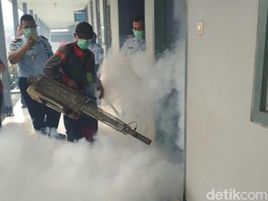 Biar Napi Tak Terserang DB, Lapas Tulungagung Di-fogging