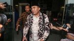 Usai Diperiksa KPK, Bupati Jepara Buru-buru Naik Taksi