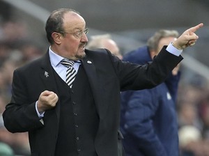 Newcastle Tumbangkan City, Fans Liverpool: Terima Kasih, Benitez